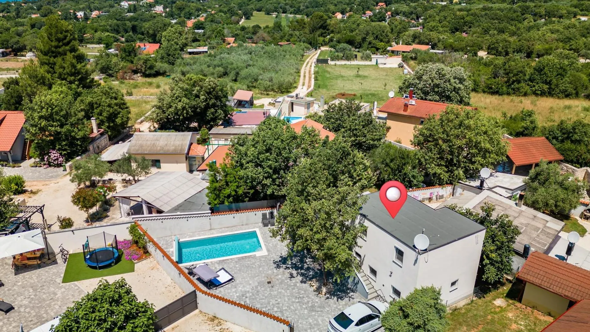 Rubis Holiday Home With Pool Peroj