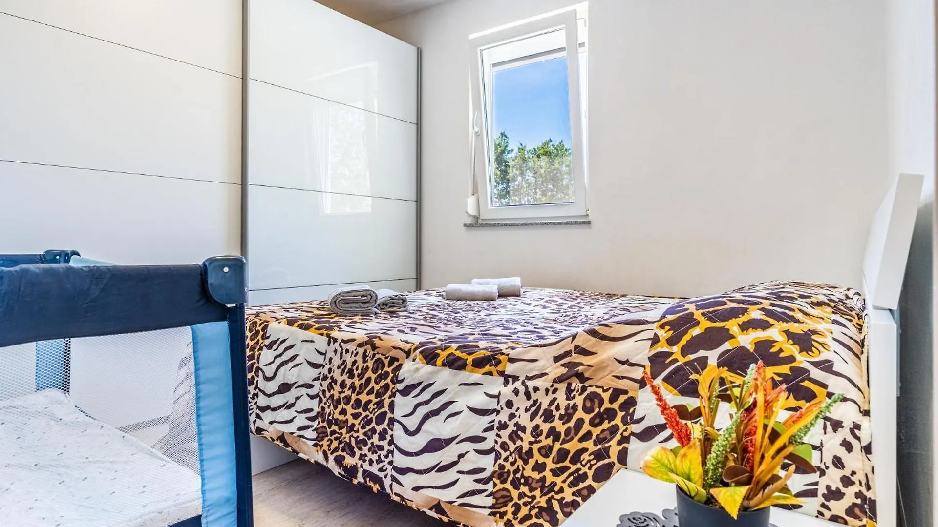 Rubis Holiday Home With Pool Peroj