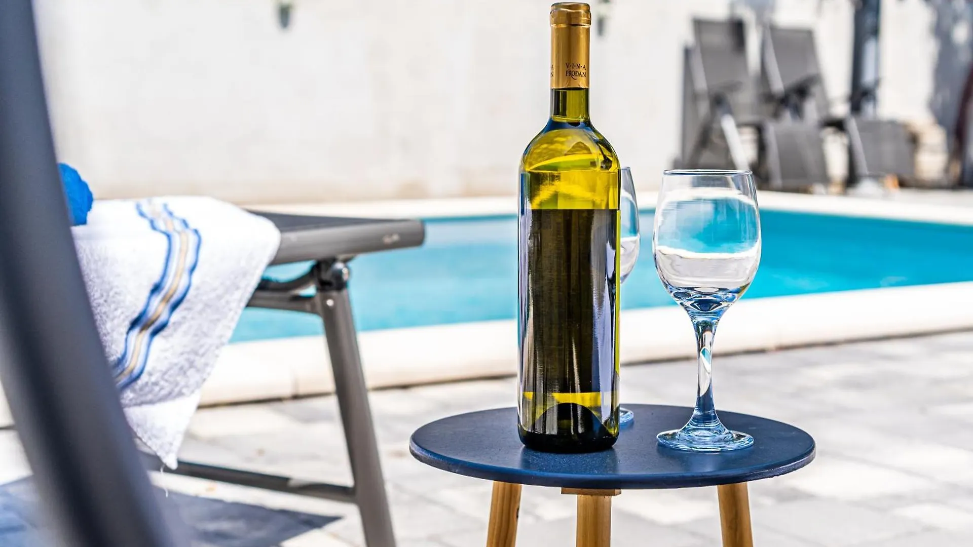 Rubis Holiday Home With Pool Peroj