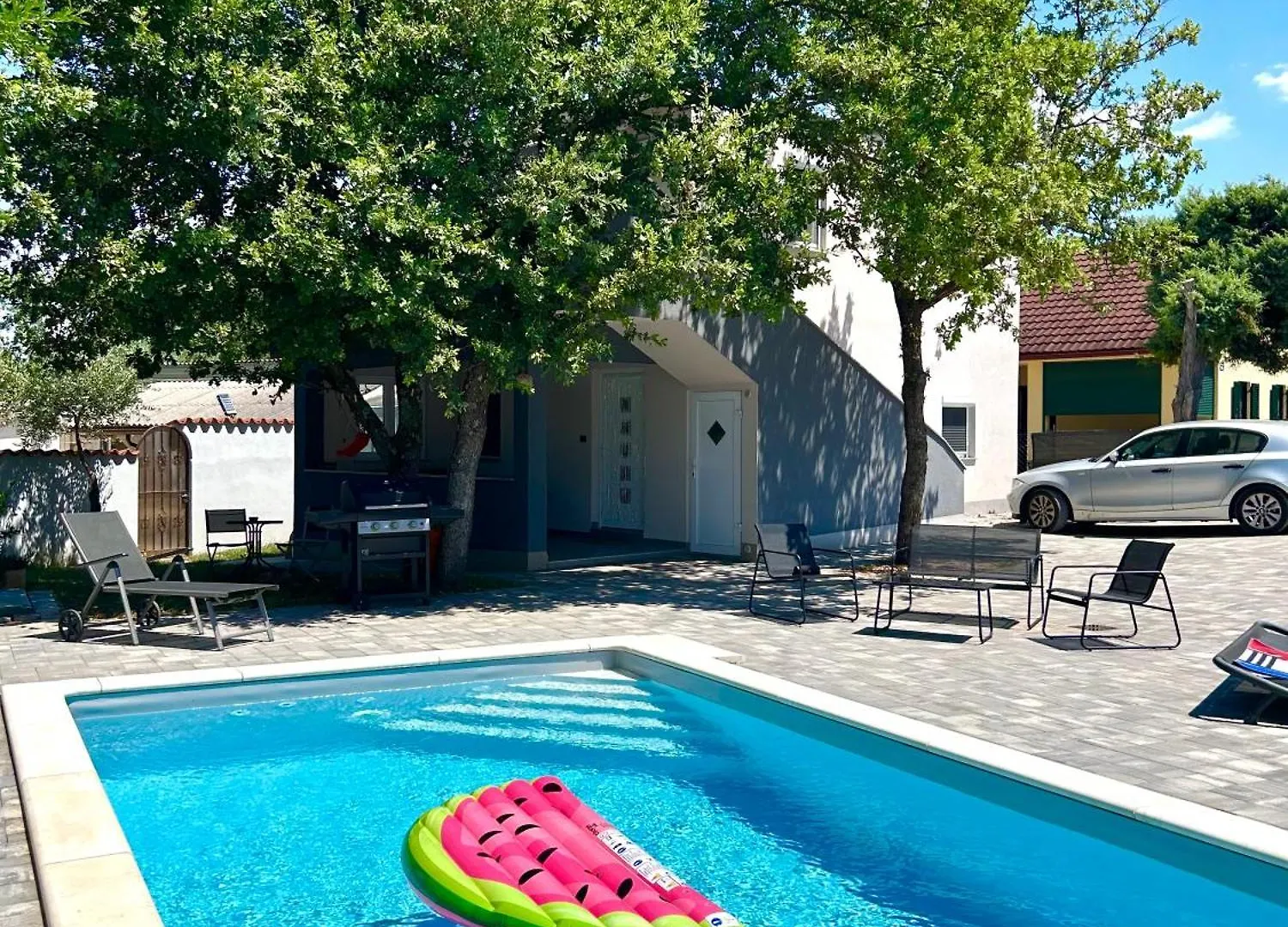 Rubis Holiday Home With Pool Peroj