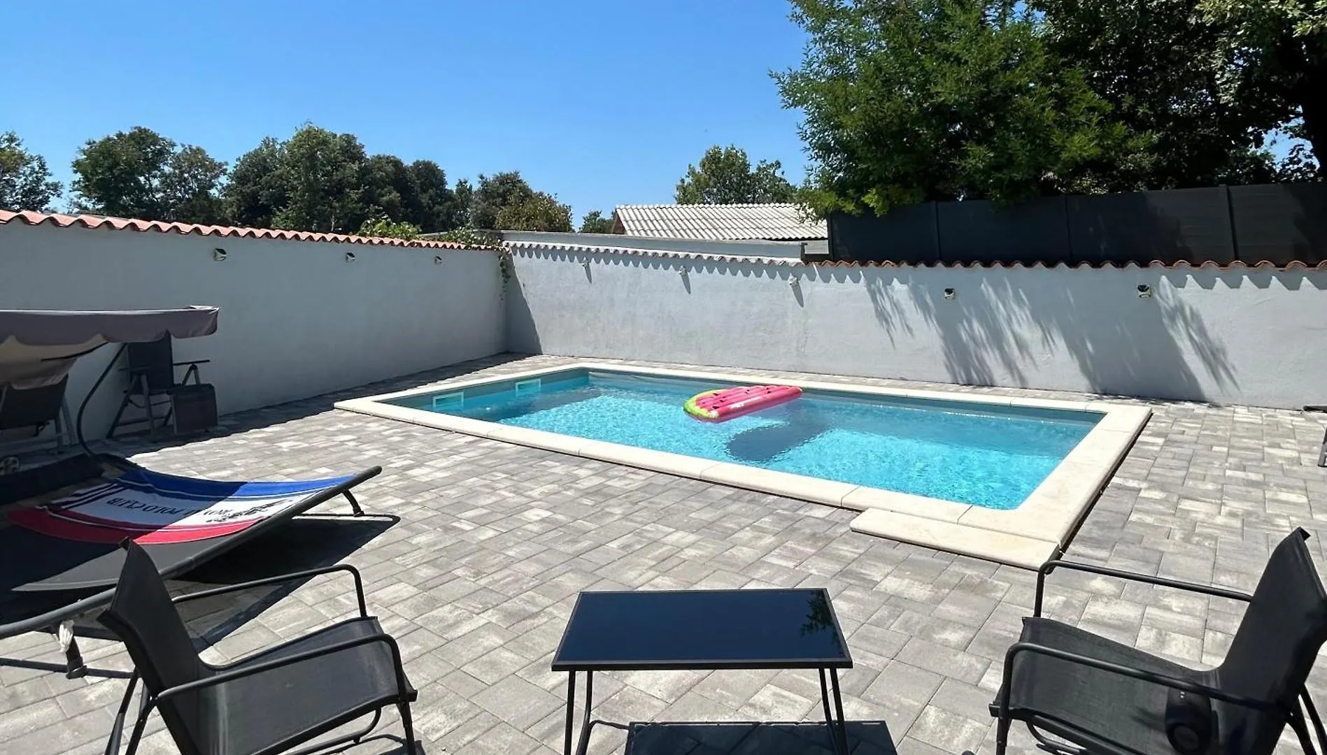 Rubis Holiday Home With Pool Peroj